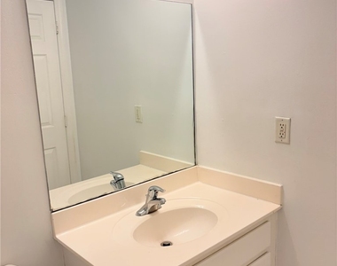 8079 Pacific Beach Drive - Photo Thumbnail 24