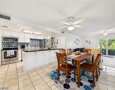 232 Palm Drive - Photo Thumbnail 9