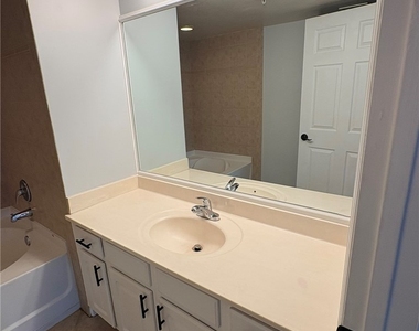 4109 Residence Drive - Photo Thumbnail 13