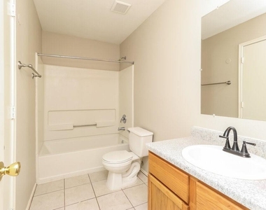 11710 Sandy Stream Drive - Photo Thumbnail 12