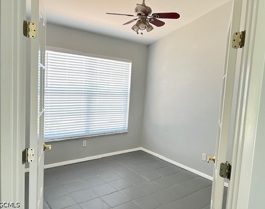 9794 Country Oaks Drive - Photo Thumbnail 13