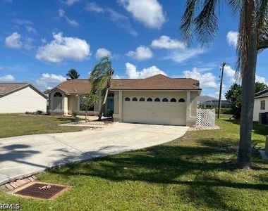 9794 Country Oaks Drive - Photo Thumbnail 1