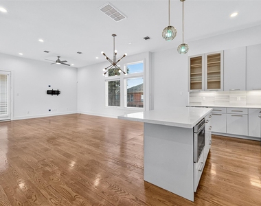 1317 Lakin Street - Photo Thumbnail 17