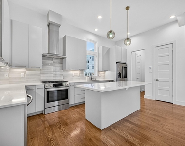 1317 Lakin Street - Photo Thumbnail 20