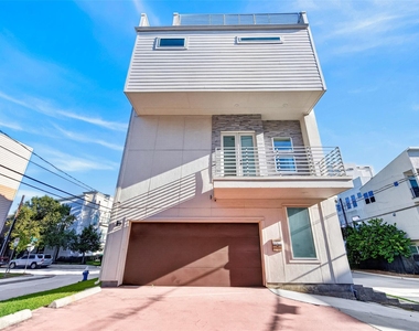 1317 Lakin Street - Photo Thumbnail 7