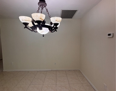 138 Brookside Street - Photo Thumbnail 4