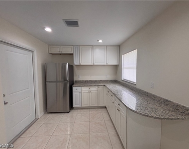 138 Brookside Street - Photo Thumbnail 9