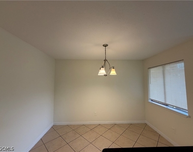 2885 Winkler Avenue - Photo Thumbnail 4
