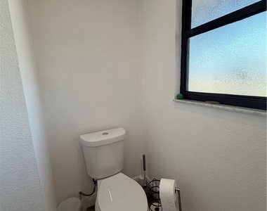 2811 Se 15th Place - Photo Thumbnail 13