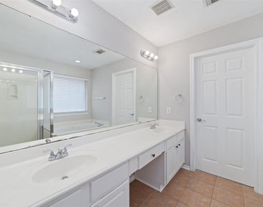 20418 Hidden Point Lane - Photo Thumbnail 18