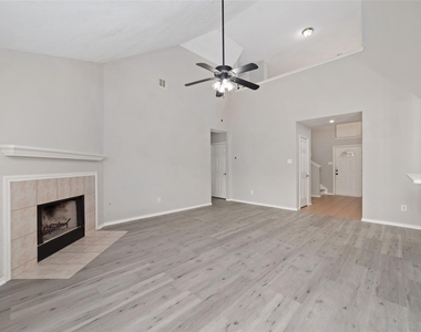20418 Hidden Point Lane - Photo Thumbnail 7