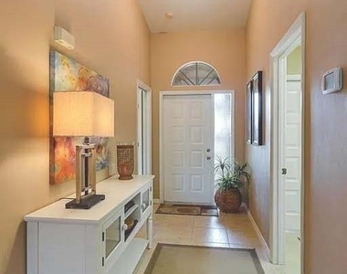 13260 Greywood Circle - Photo Thumbnail 7