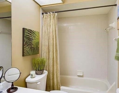 13260 Greywood Circle - Photo Thumbnail 15