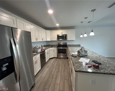 4740 13th Street Sw - Photo Thumbnail 1