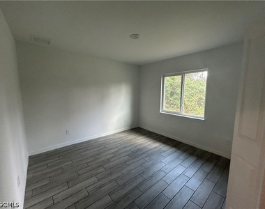 4740 13th Street Sw - Photo Thumbnail 10