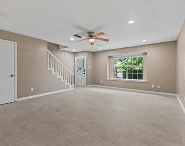 6715 Biggs Court - Photo Thumbnail 4