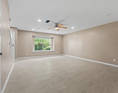 6715 Biggs Court - Photo Thumbnail 7