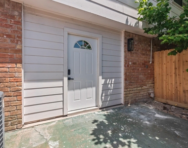 6715 Biggs Court - Photo Thumbnail 20