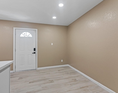 6715 Biggs Court - Photo Thumbnail 8