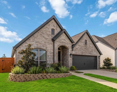 18834 Windy Orchard Court - Photo Thumbnail 2