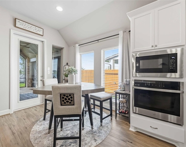 18834 Windy Orchard Court - Photo Thumbnail 8