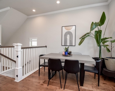 10606 Centre Shadows Drive - Photo Thumbnail 15