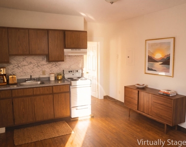193 Turner - Photo Thumbnail 8