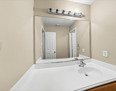 3007 Valiant Elm Street - Photo Thumbnail 20
