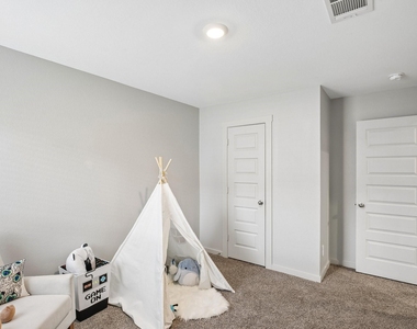 1514 Truckee River Drive - Photo Thumbnail 17