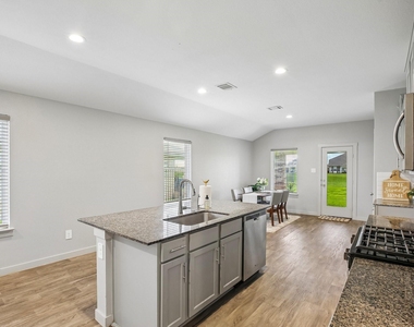 1514 Truckee River Drive - Photo Thumbnail 10
