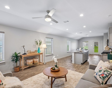 1514 Truckee River Drive - Photo Thumbnail 7