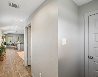 1514 Truckee River Drive - Photo Thumbnail 3