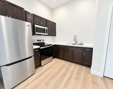3360 Lafayette - Photo Thumbnail 6