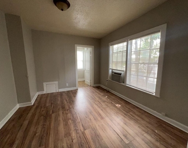 1552 Lombardy Street - Photo Thumbnail 6