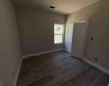 17494 Deep Woods Trail - Photo Thumbnail 5
