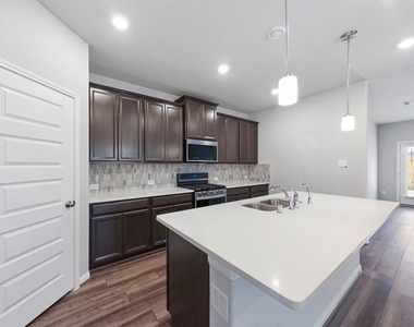 21727 Reserve Ranch Trail - Photo Thumbnail 6