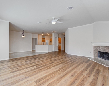 17611 Emerald Garden Lane - Photo Thumbnail 27