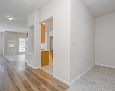 17611 Emerald Garden Lane - Photo Thumbnail 14