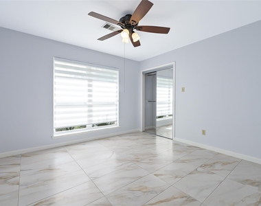 12018 Beinhorn Drive - Photo Thumbnail 32