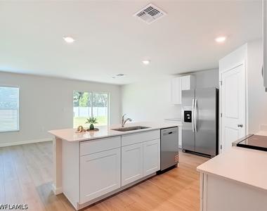 14168 Hemingway Oaks Trail - Photo Thumbnail 17