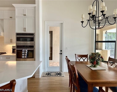 9923 Corso Bello Drive - Photo Thumbnail 11