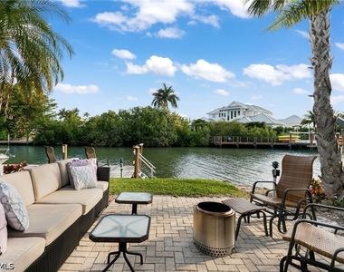 1360 Chesapeake Avenue - Photo Thumbnail 1