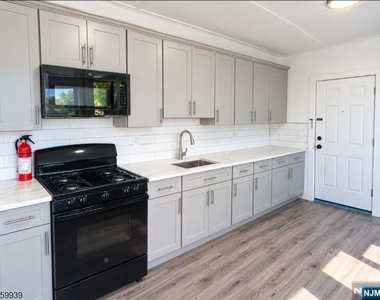 173 Watson - Photo Thumbnail 5