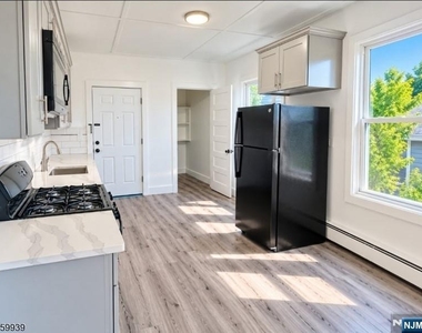 173 Watson - Photo Thumbnail 7