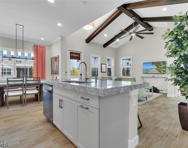 7110 Cayo Coco Lane - Photo Thumbnail 4