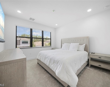 20353 Fair Oak Lane - Photo Thumbnail 35