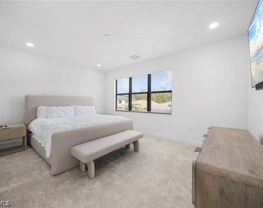 20353 Fair Oak Lane - Photo Thumbnail 19