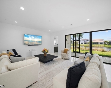 20353 Fair Oak Lane - Photo Thumbnail 14