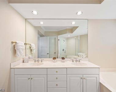 315 Dunes Boulevard - Photo Thumbnail 17