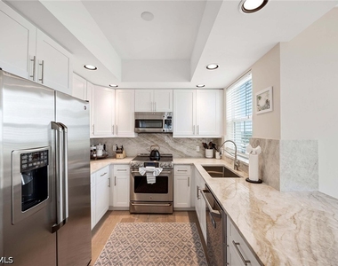 315 Dunes Boulevard - Photo Thumbnail 9